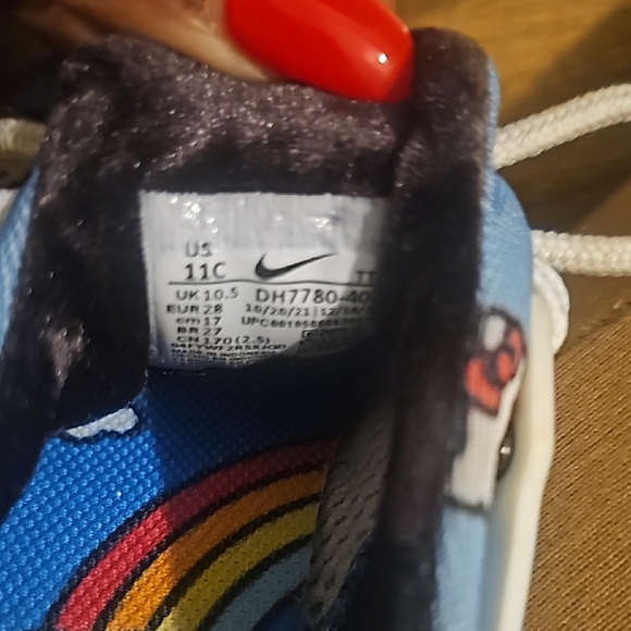 Nike Hello Kitty Blue Kids Shoes - Picture 2 of 5